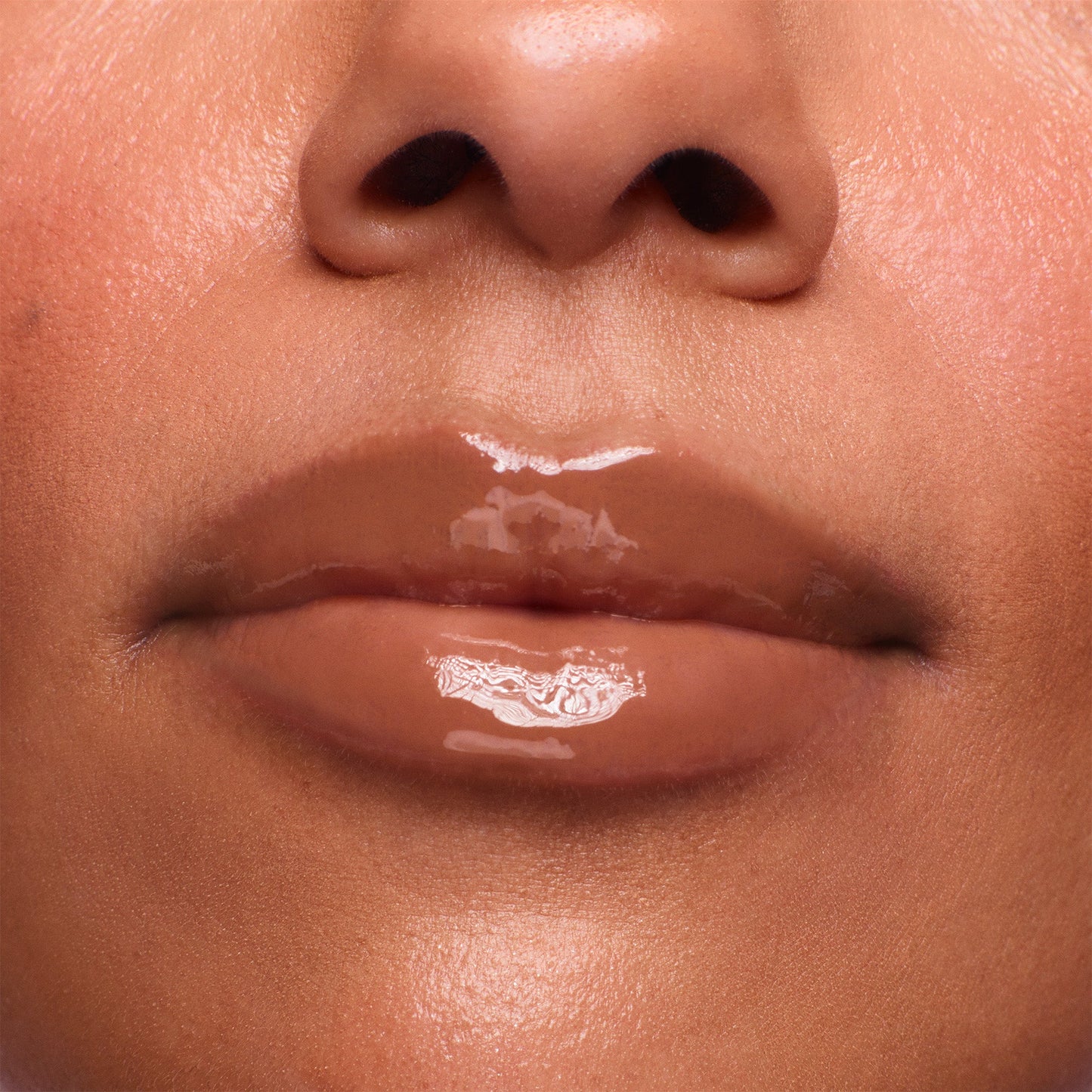 Plumping Lip Glaze - Brown Sugar