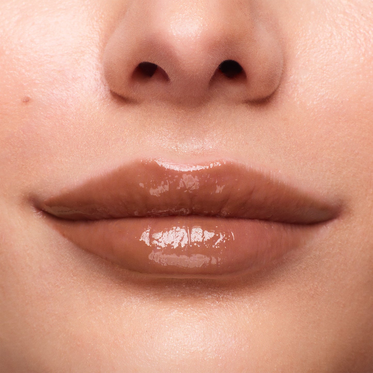 Plumping Lip Glaze - Brown Sugar