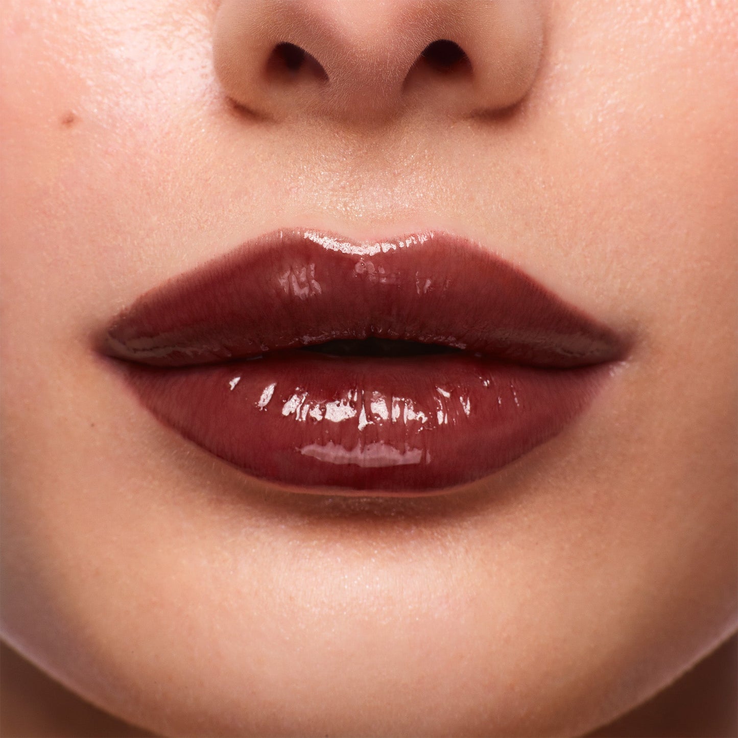 Plumping Lip Glaze - Chestnut